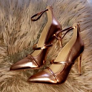 Liliana Rose gold heels